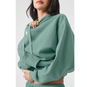 Alo Yoga Accolade Pullover Hoodie Botanical Green/ Medium